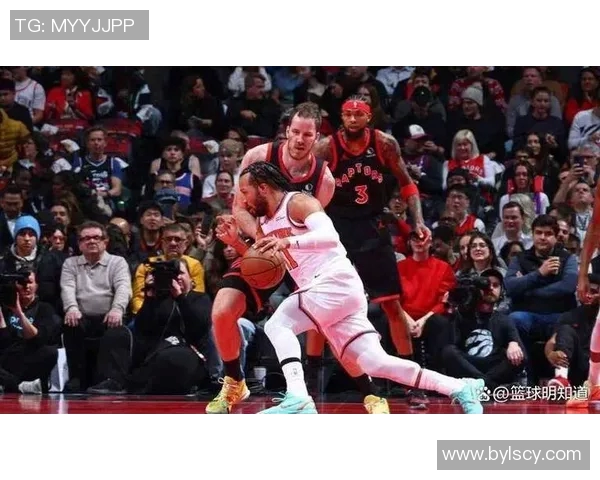 尼克斯队员接受采访称团队精神正处于低谷:深度剖析球队内部困境 尼克斯队员接受采访称团队精神正处于低谷:深度剖析球队内部困境