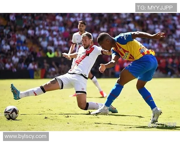 瓦伦西亚客场2-0战胜赫塔菲,提前锁定下赛季欧联杯席位 瓦伦西亚客场2-0战胜赫塔菲,提前锁定下赛季欧联杯席位