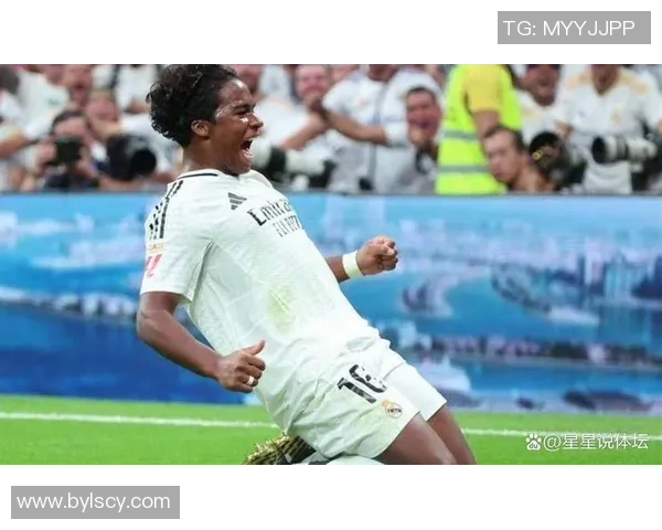 皇马希望租借巴黎中场帕雷德斯提升阵容深度