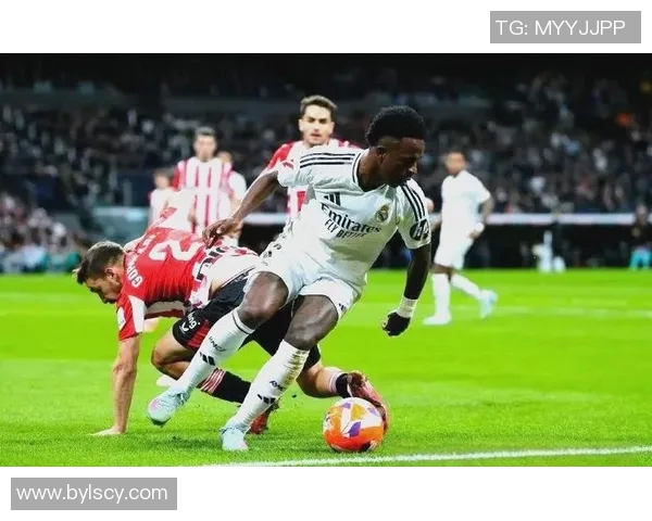 皇马客场3-1战胜毕尔巴鄂，继续保持领先优势，彰显王者风范