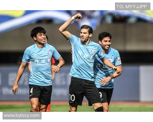 大连一方宣布签下西甲前锋,或将填补进攻漏洞 大连一方宣布签下西甲前锋,或将填补进攻漏洞